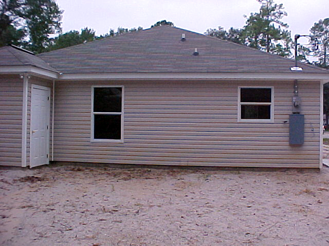 14-BackHouse